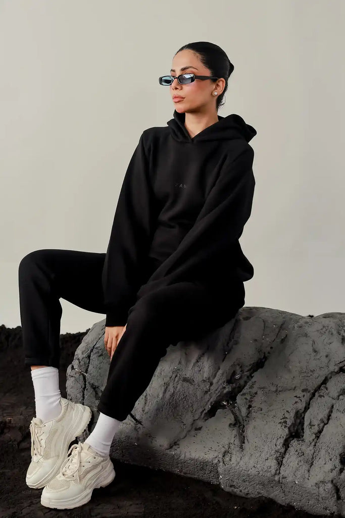 Women’s Hoodies and Sweatshirts in Pakistan | Zane Winter 2025 Collection