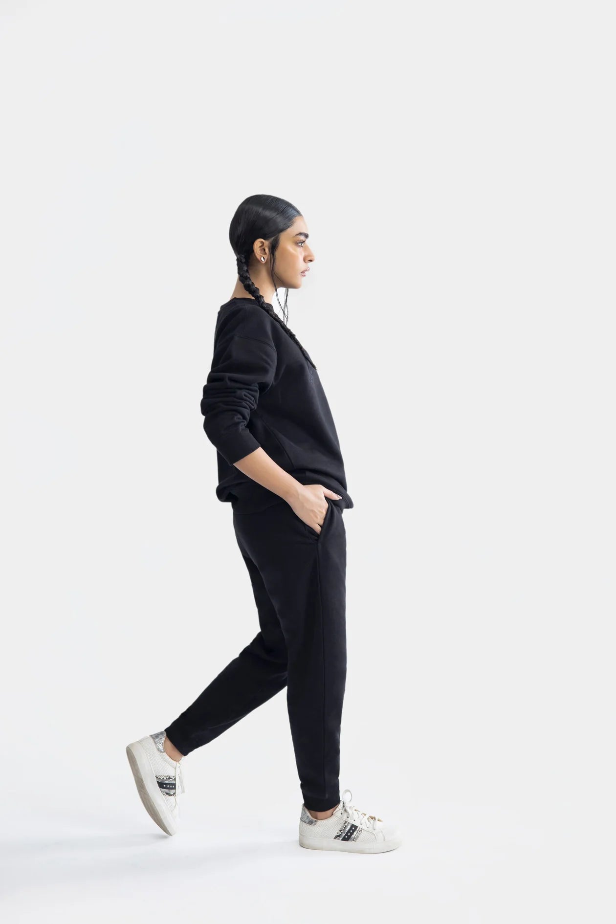Women Hoodies & Sweatshirts Online in Pakistan