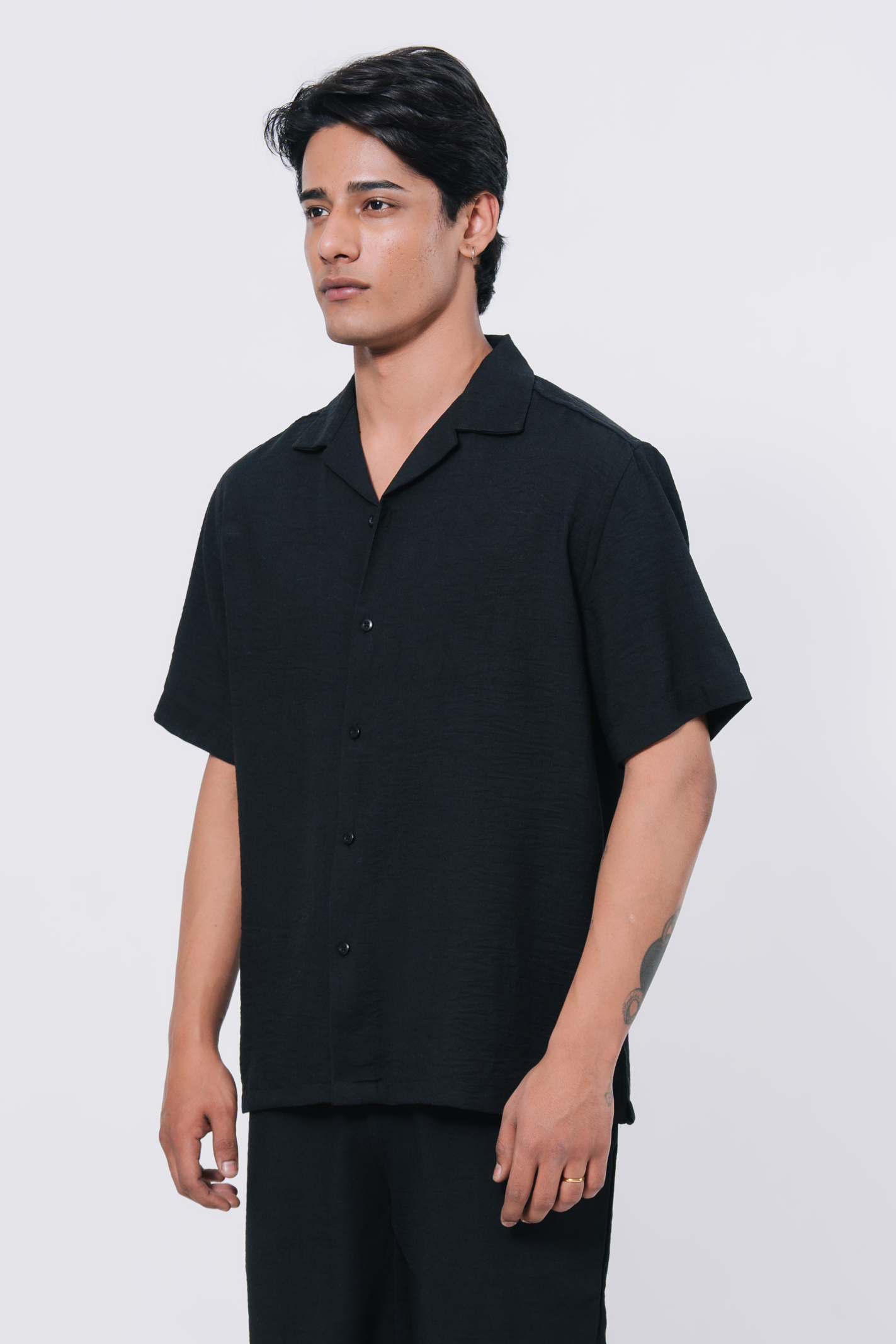 Cuban Collar Boxy Fit Shirt – Black