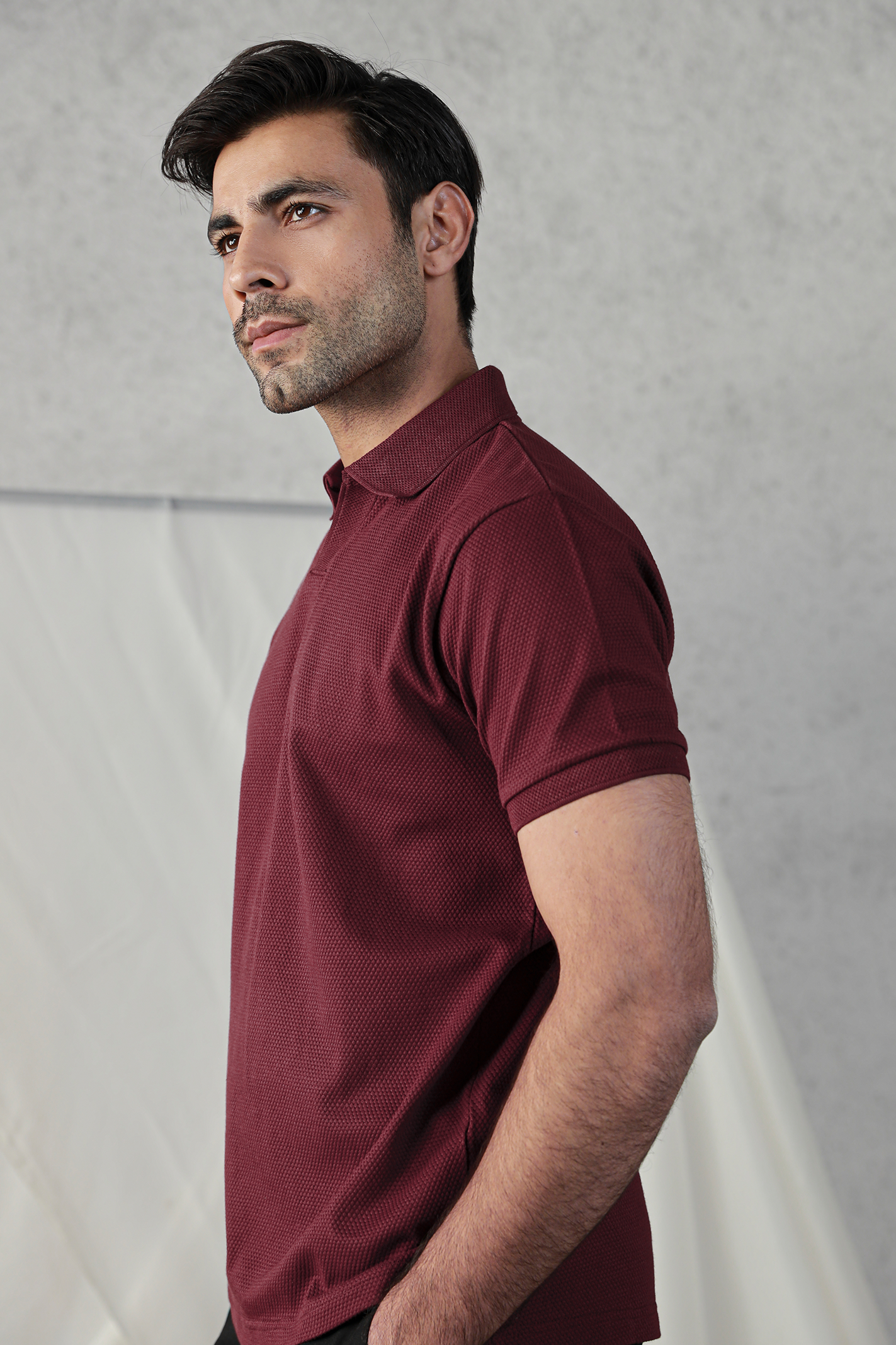 Textured Popcorn Polo Shirt – Maroon Secondary image