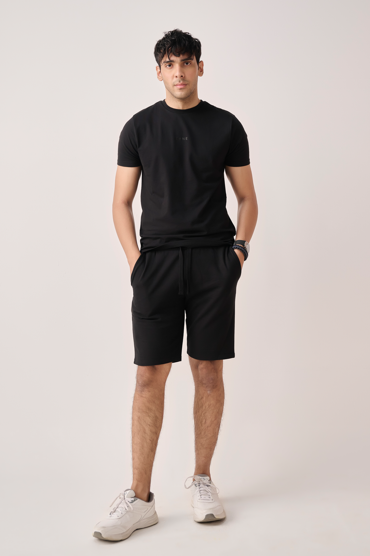 black tshirt Main image