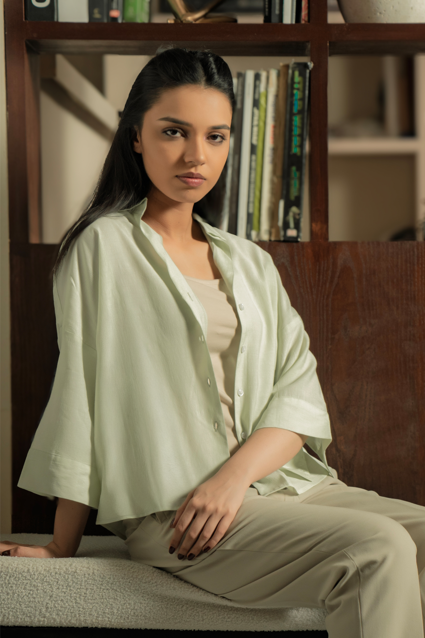 Cropped Box Fit Shirt - Pastel Green