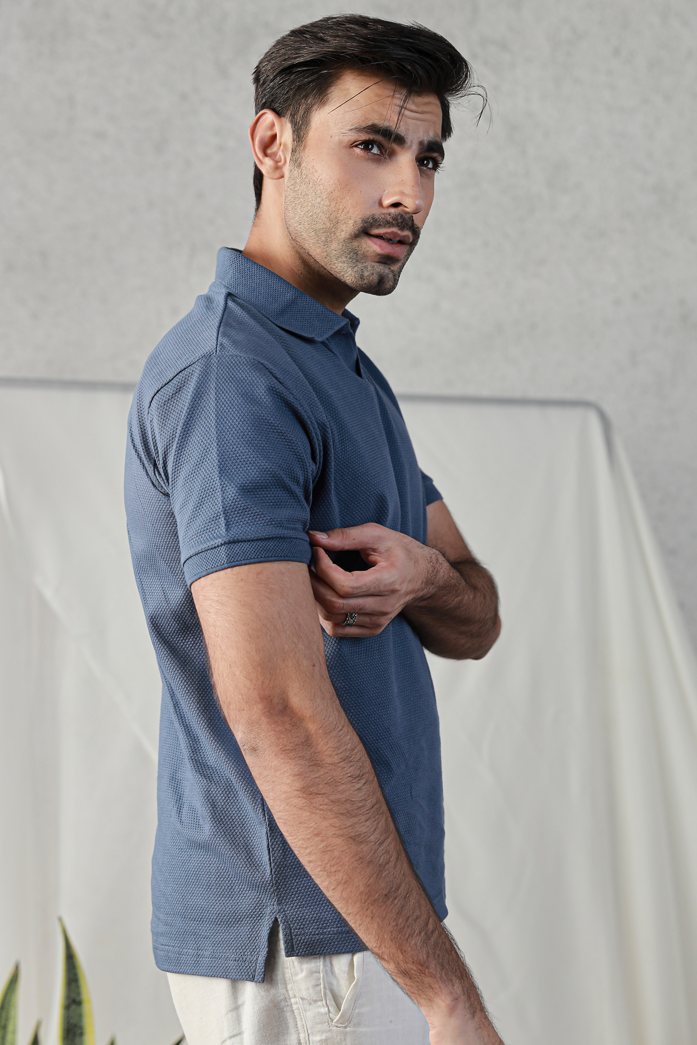 Textured Popcorn Polo Shirt – Indigo Secondary image
