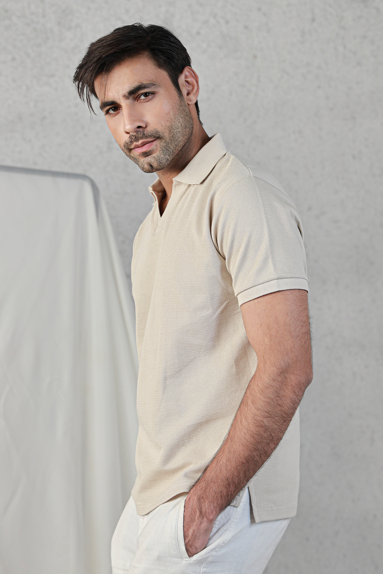 Textured Polo Shirt – Sand Secondary image
