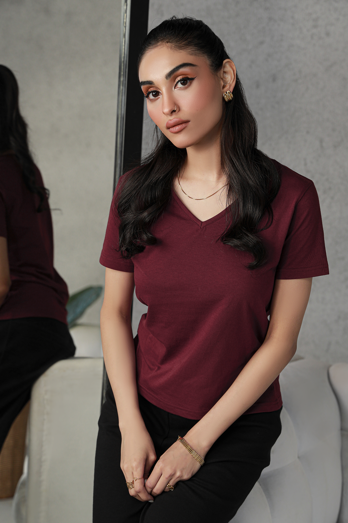 V Neck T-Shirt maroon Main image