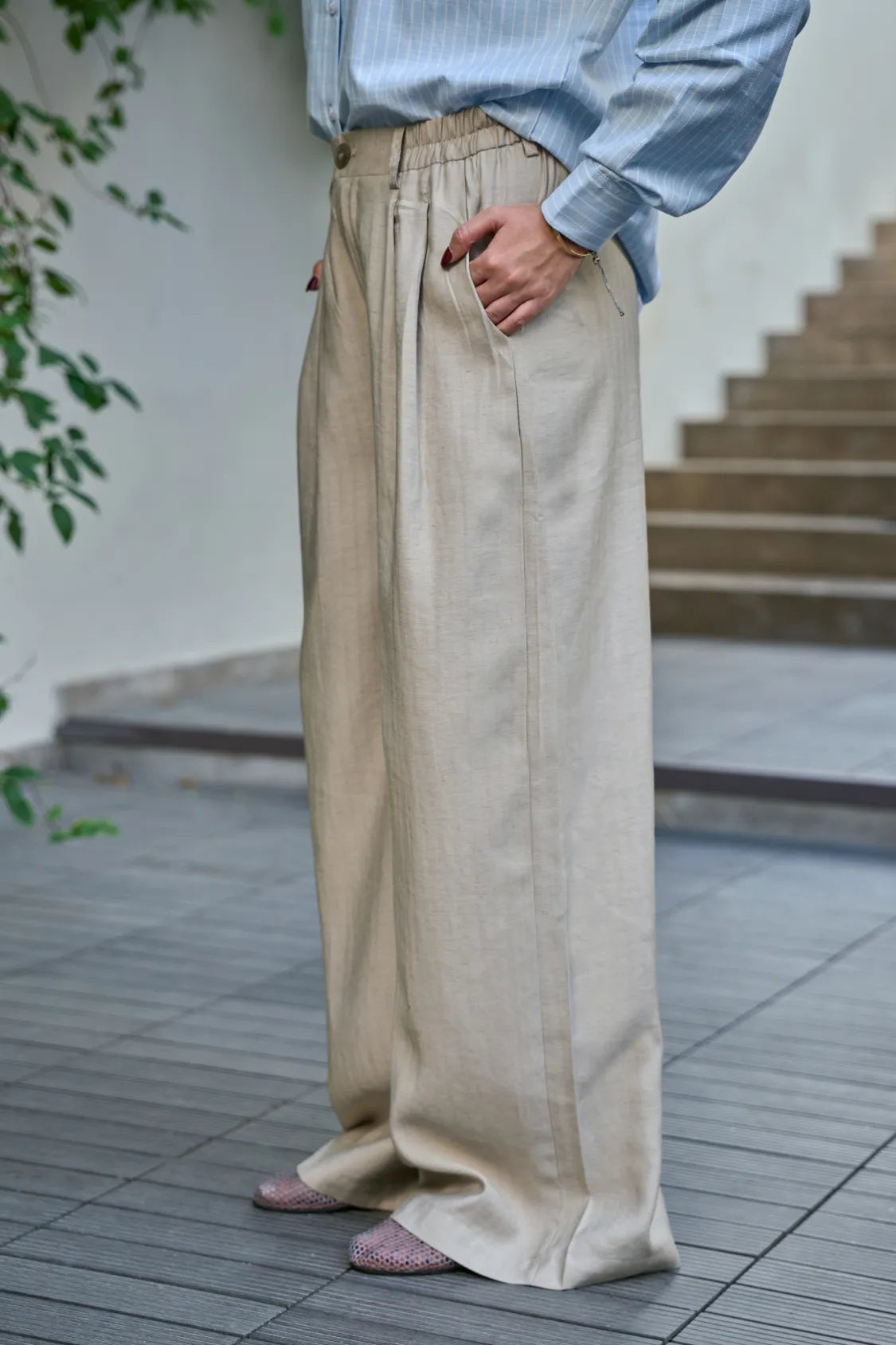 Wide Linen Pants - Beige Secondary image