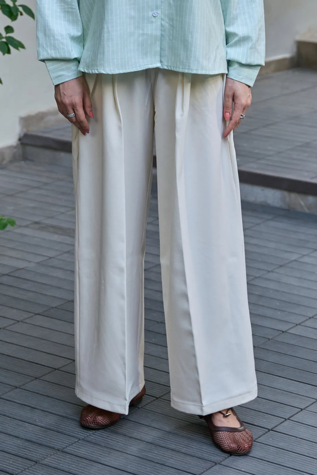 Pleated wide leg pants - White