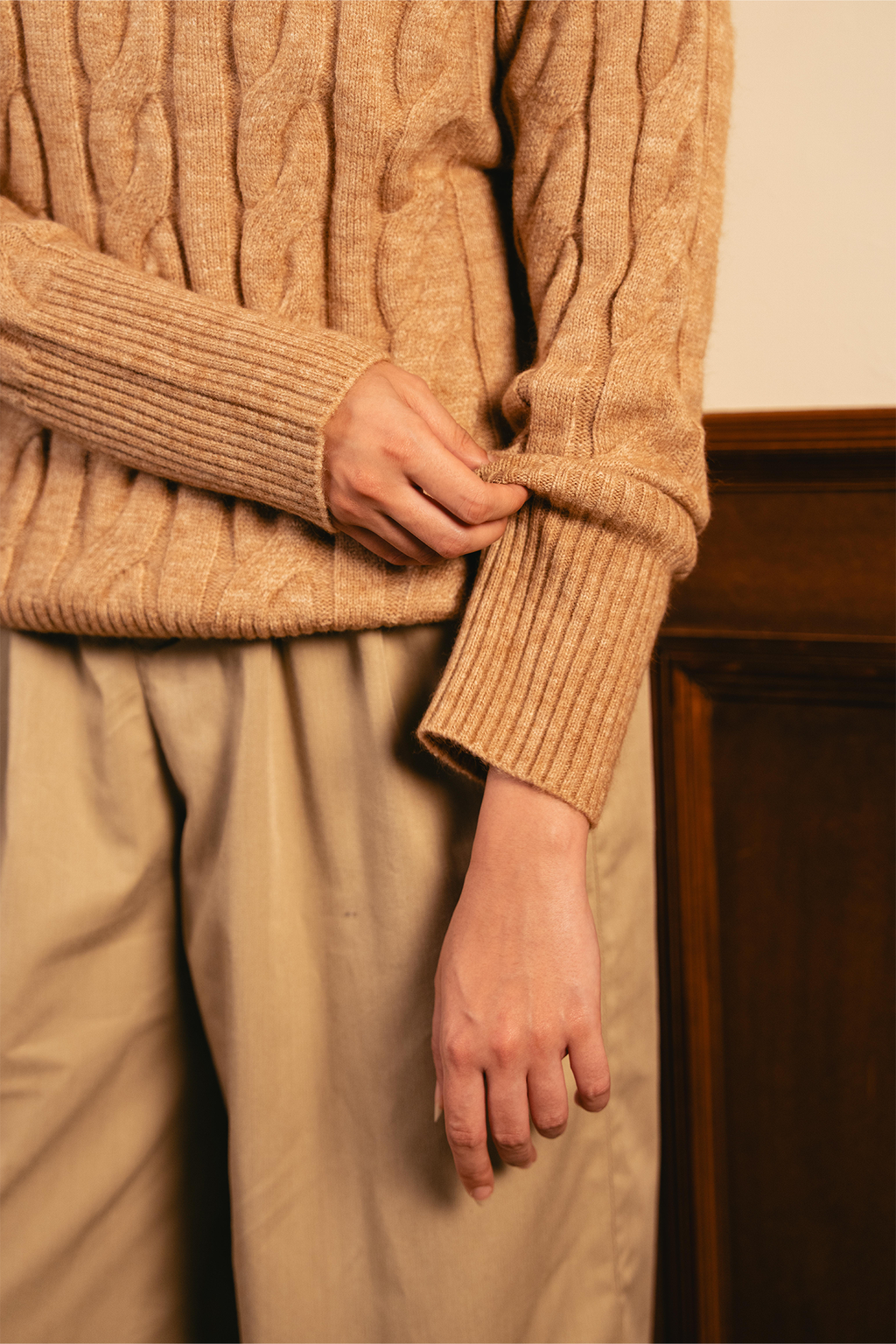 Dusty Cable Knit Sweater - Nude