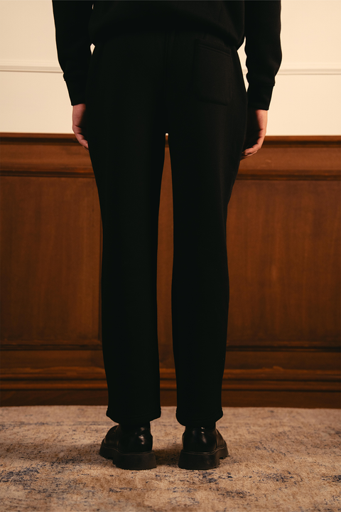 Everyday Relaxed Sweatpants – Black