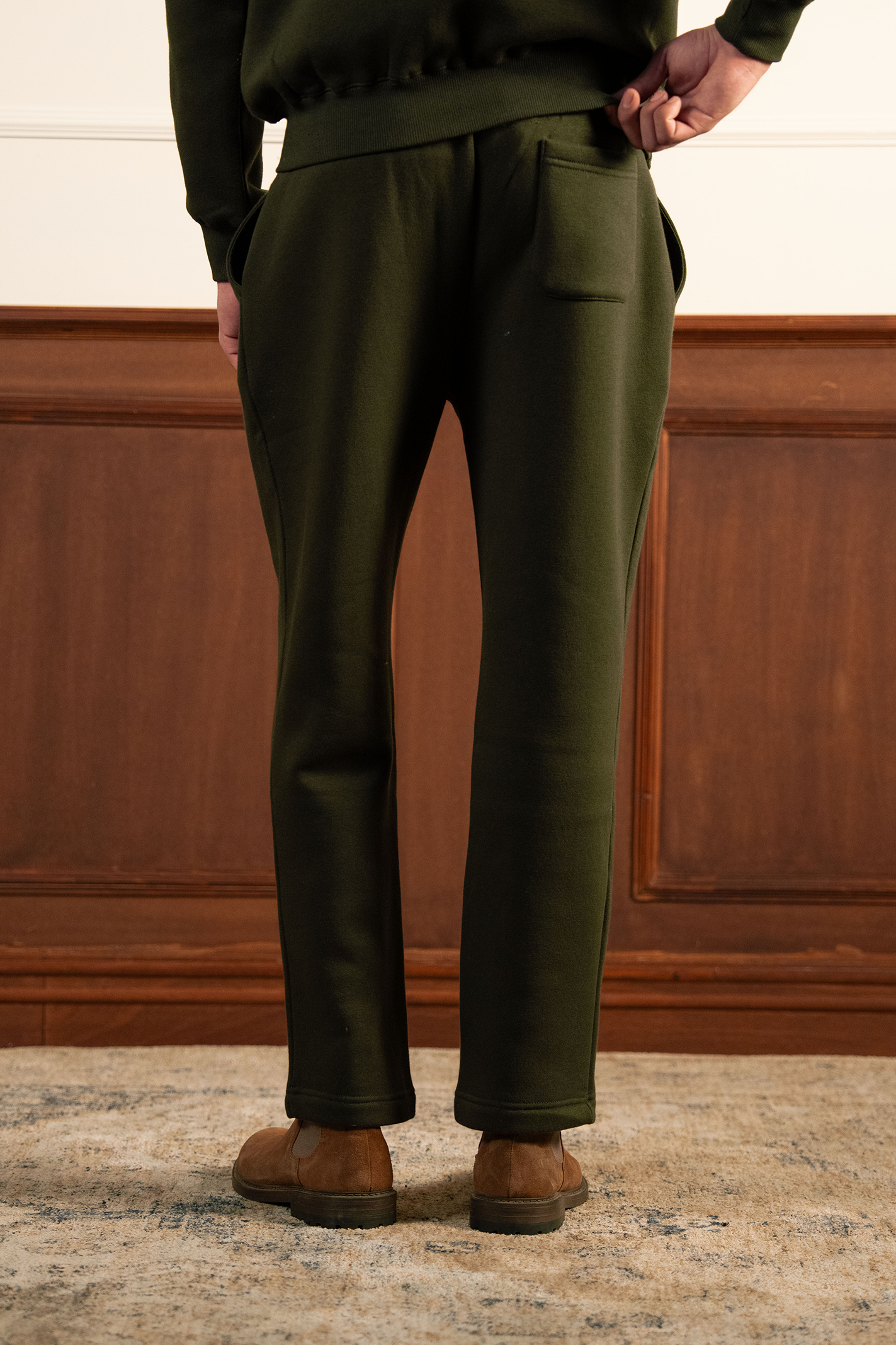 Everyday Relaxed Sweatpants – Dark Green Secondary image