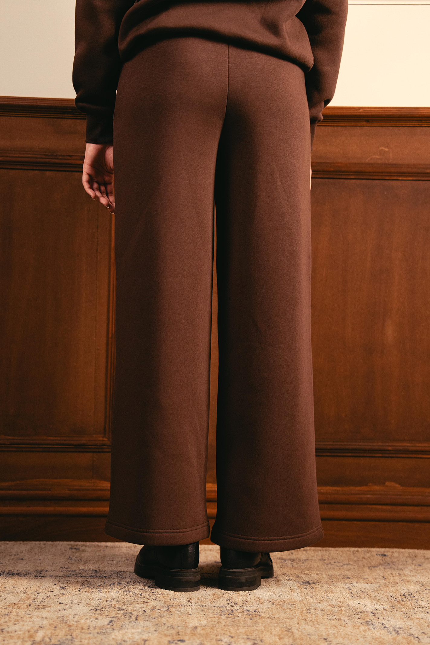 Everyday Wide Leg Sweatpants - Brown Secondary image