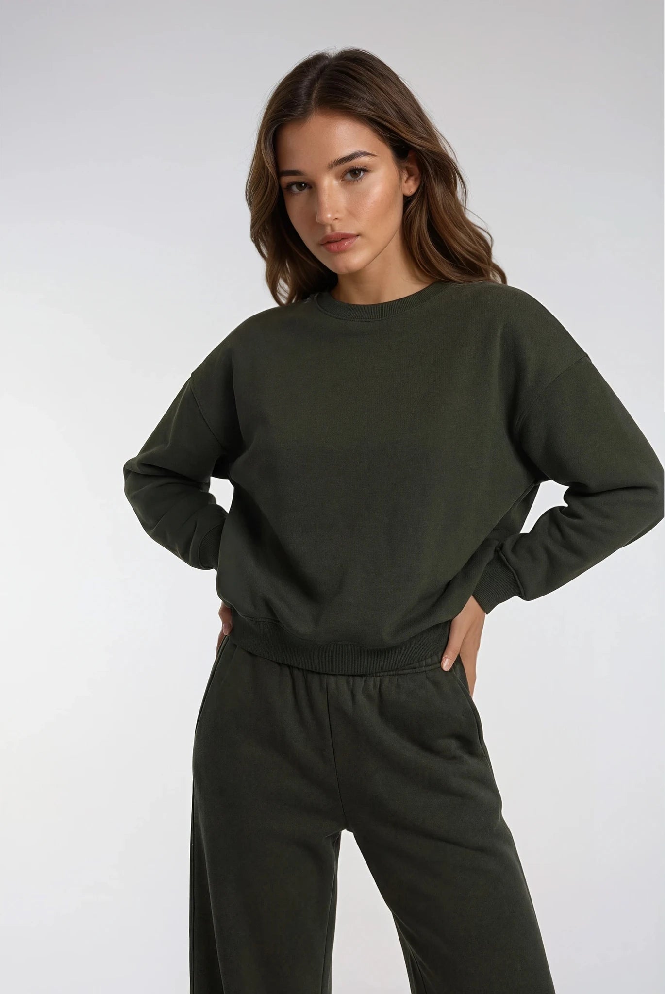 Women's Everyday Sweatsuit - Dark Green Secondary image