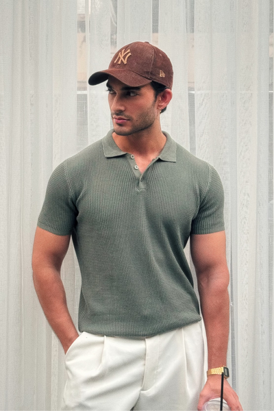Textured Knitted Polo Shirt – Light Olive