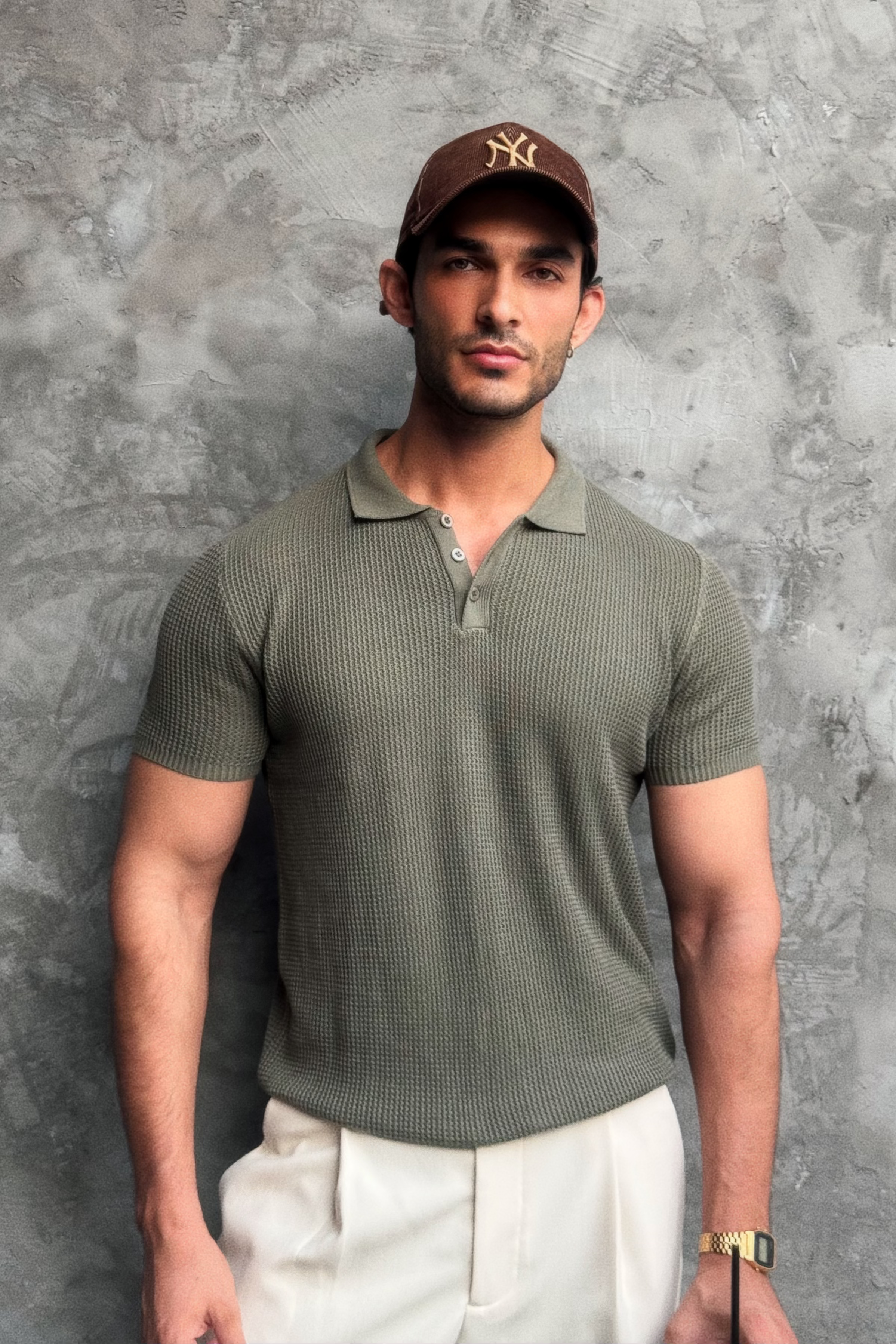 Textured Knitted Polo Shirt – Light Olive Secondary image