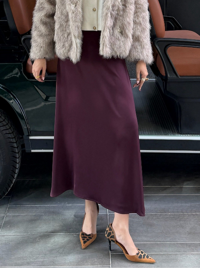 Textured Satin Skirt - Burgundi