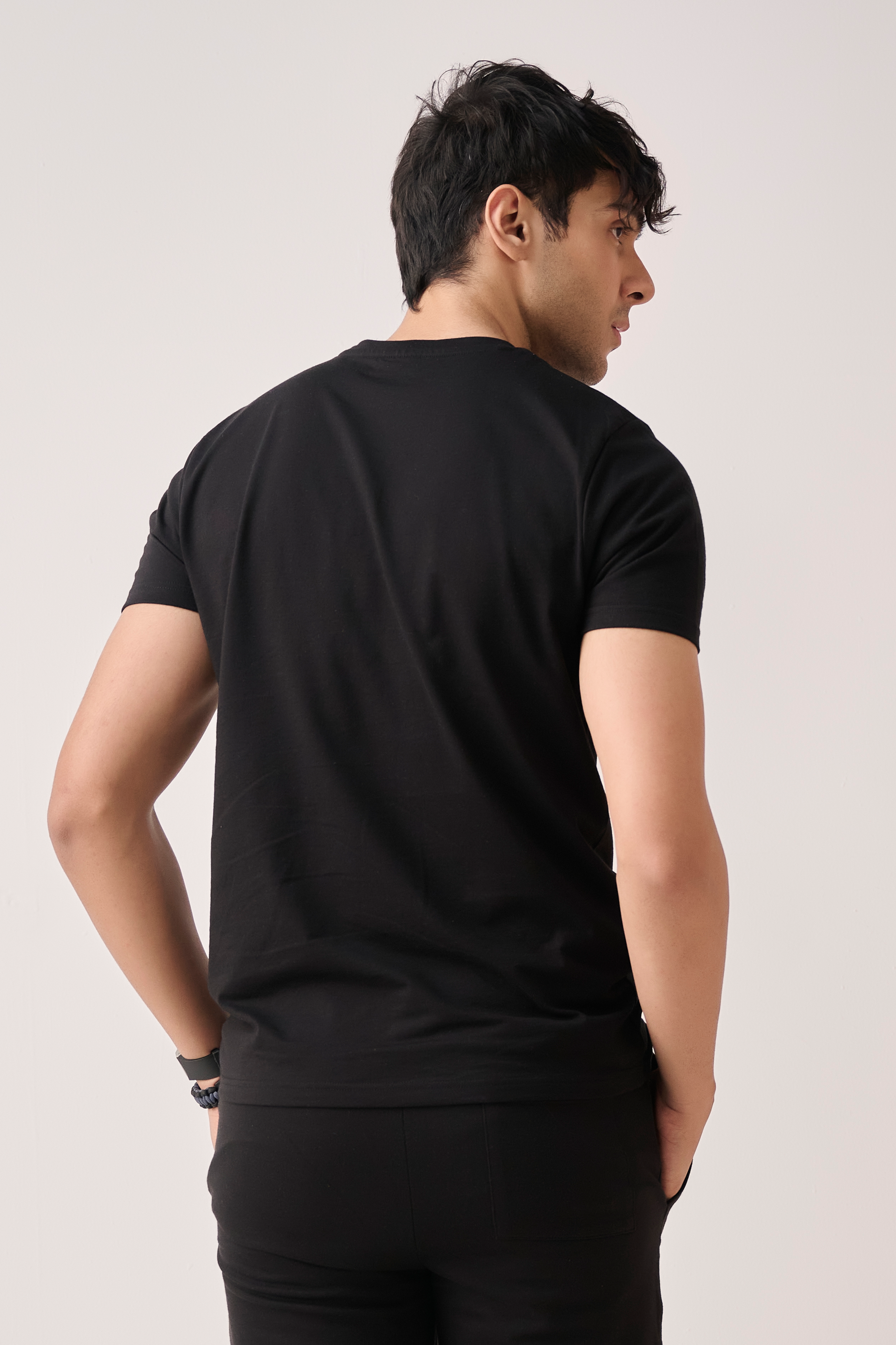 Logo Tshirt - Black Secondary image