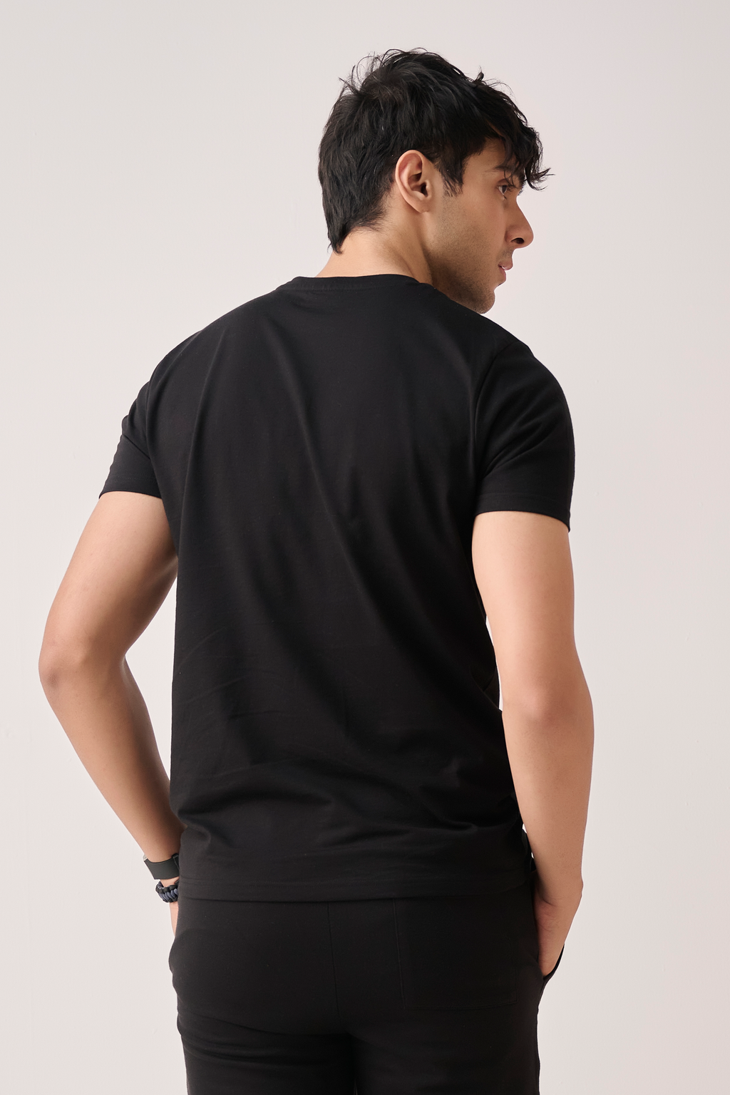 black tshirt