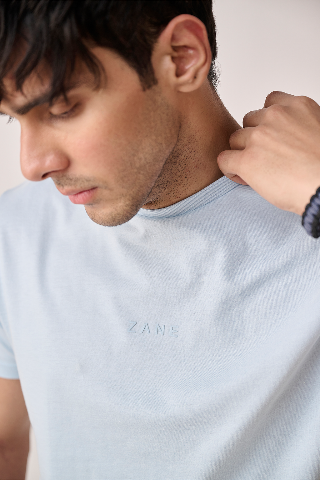 blue tshirt