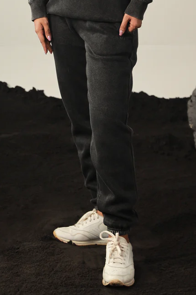 Women Washed Sweatpant- Black Main image