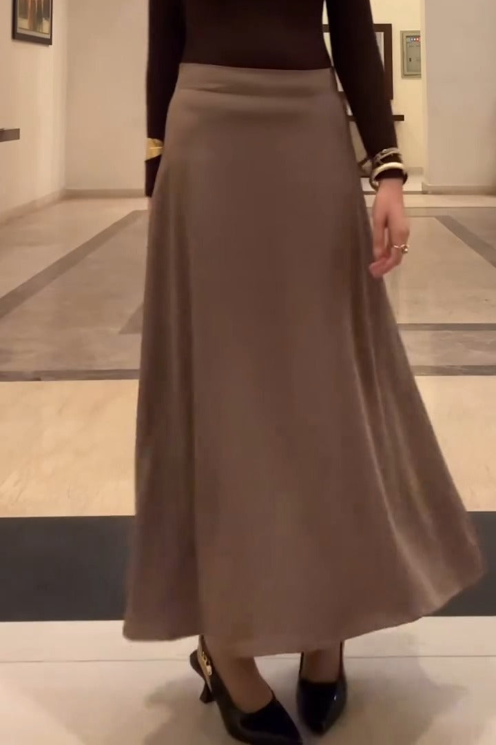 Textured Satin Skirt - Nude
