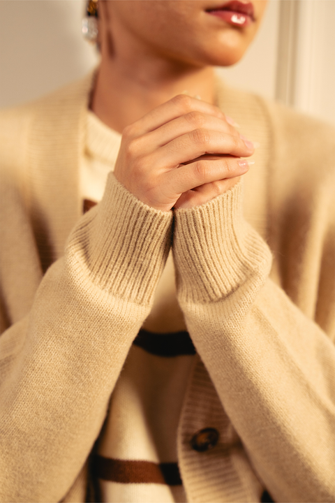 Snug-fit Wool Cardigan - Nude
