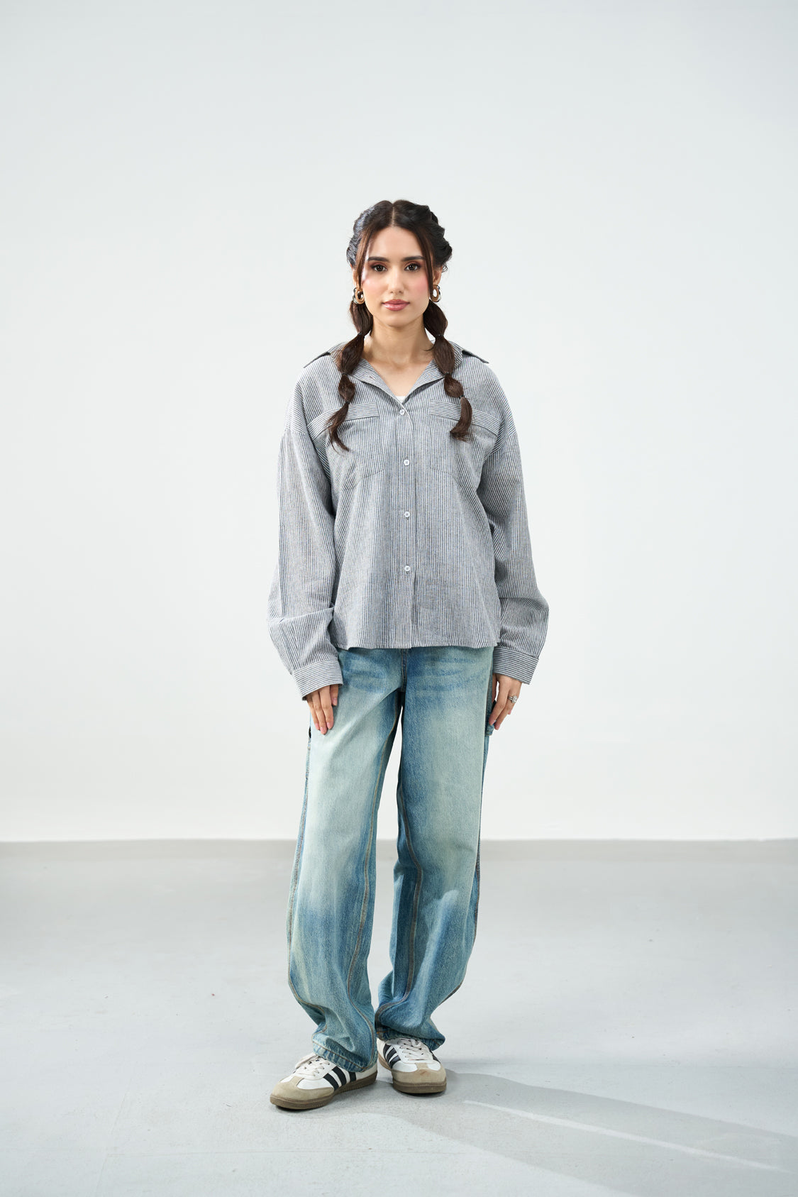 The Relaxed Stripe Shirt - Ash stripe