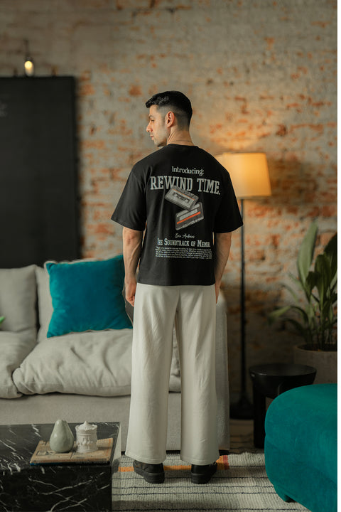 Crew Neck Graphic Tee - Black