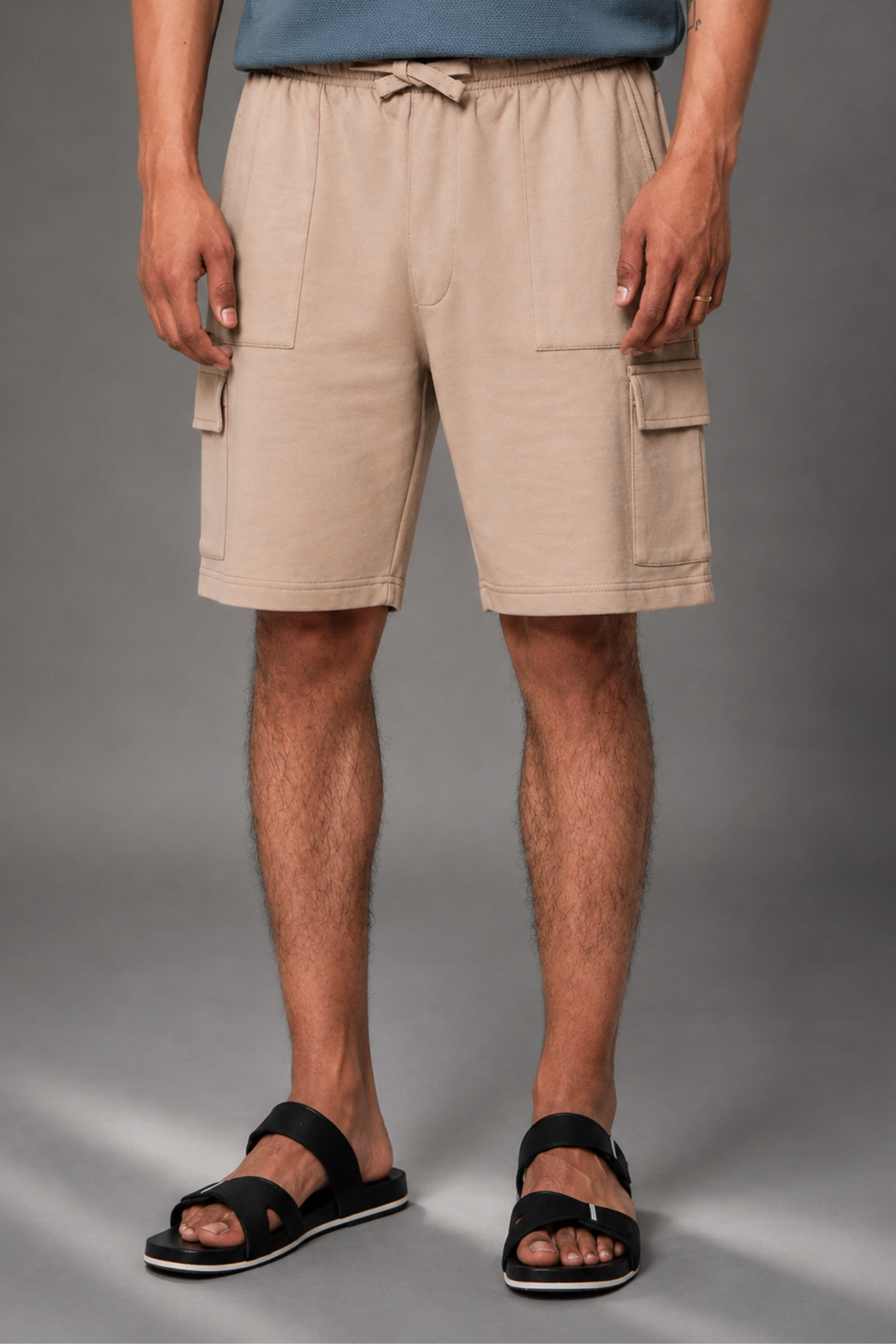 Relaxed Fit Cargo Shorts – Khaki Main image