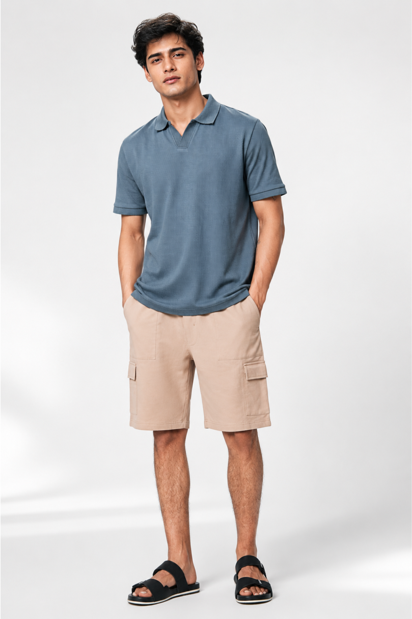 Relaxed Fit Cargo Shorts – Khaki