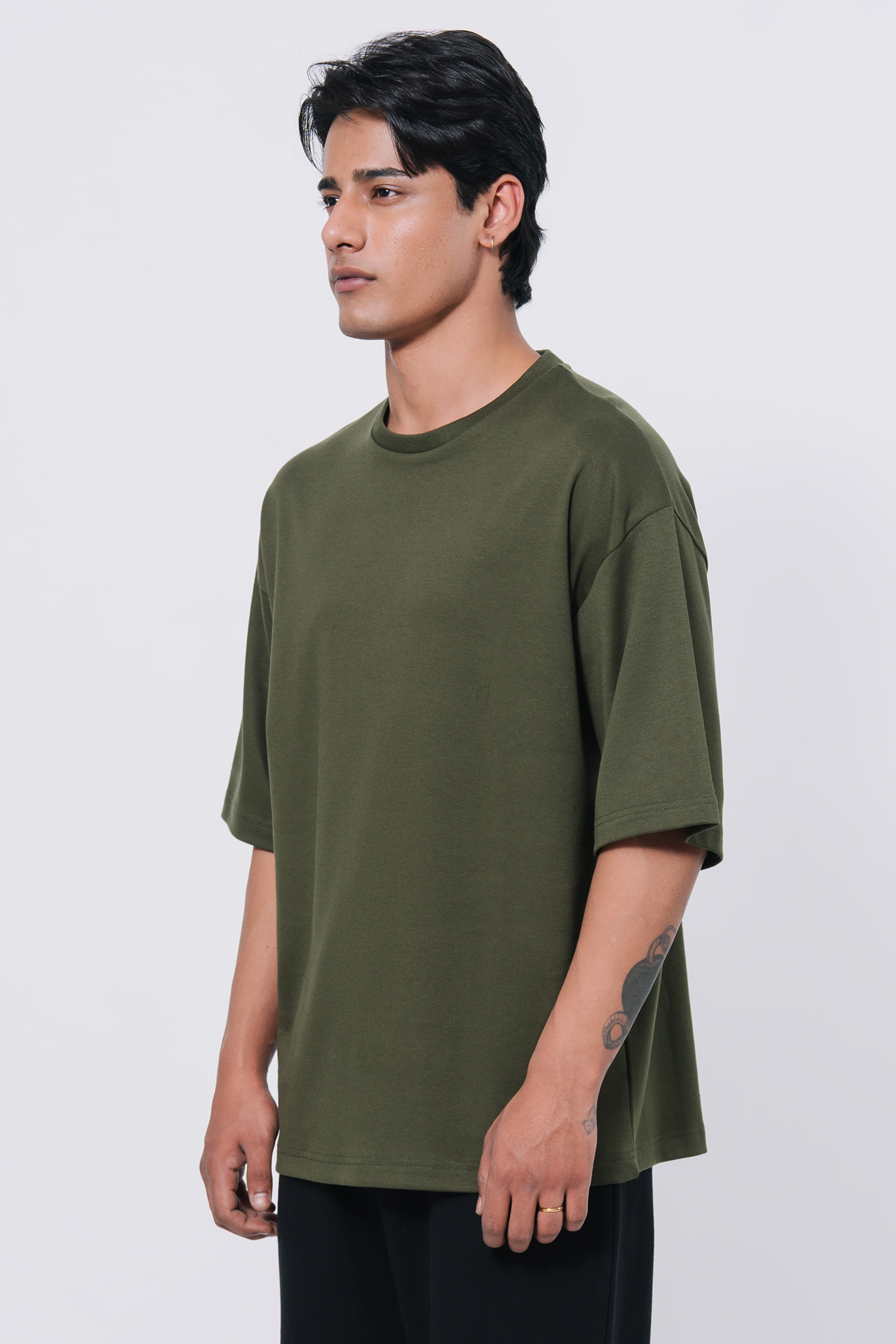 Premium Interlock Oversized T-Shirt – Green Secondary image