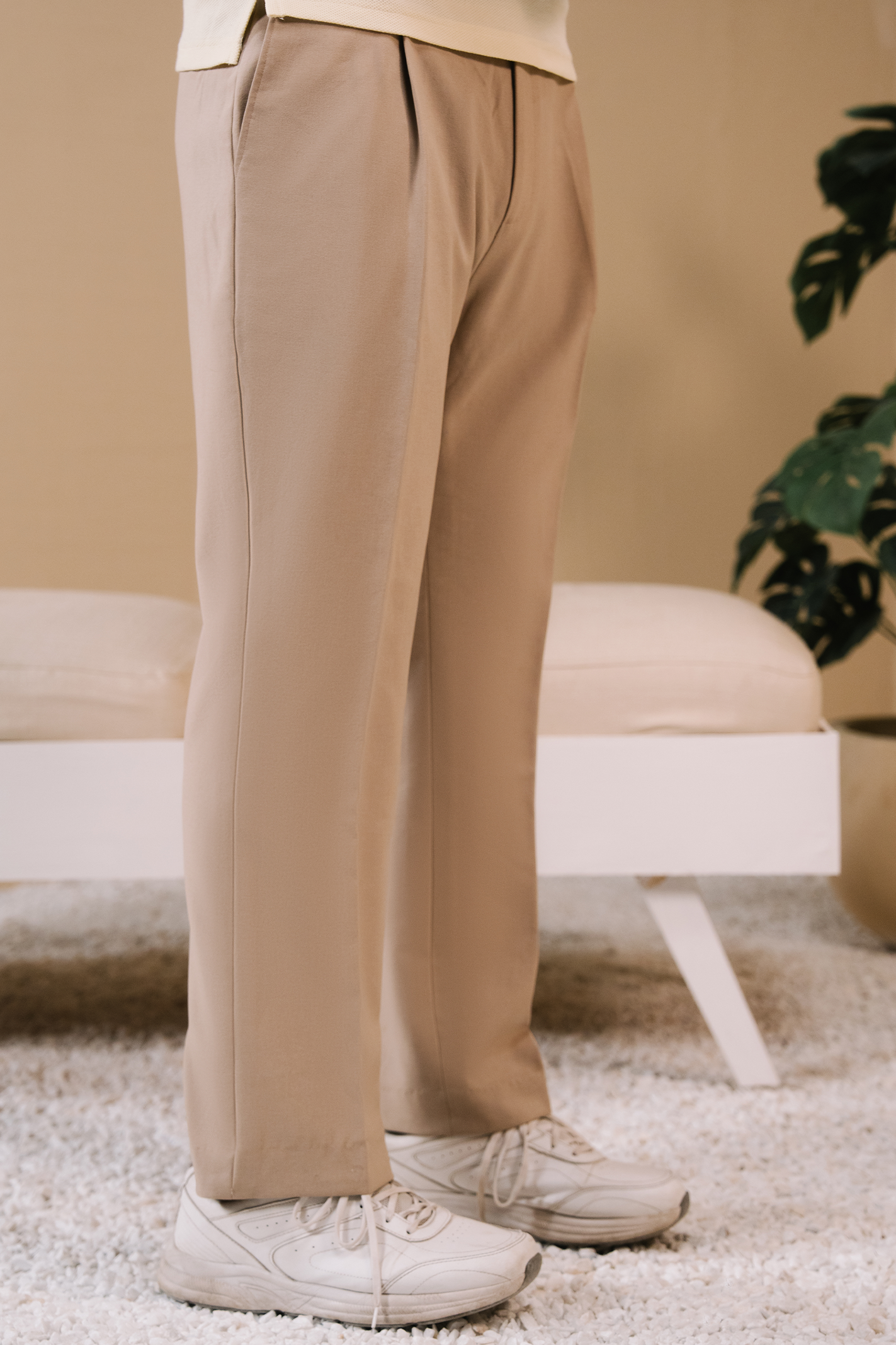 Pleated Dress Pants – Stone Secondary image