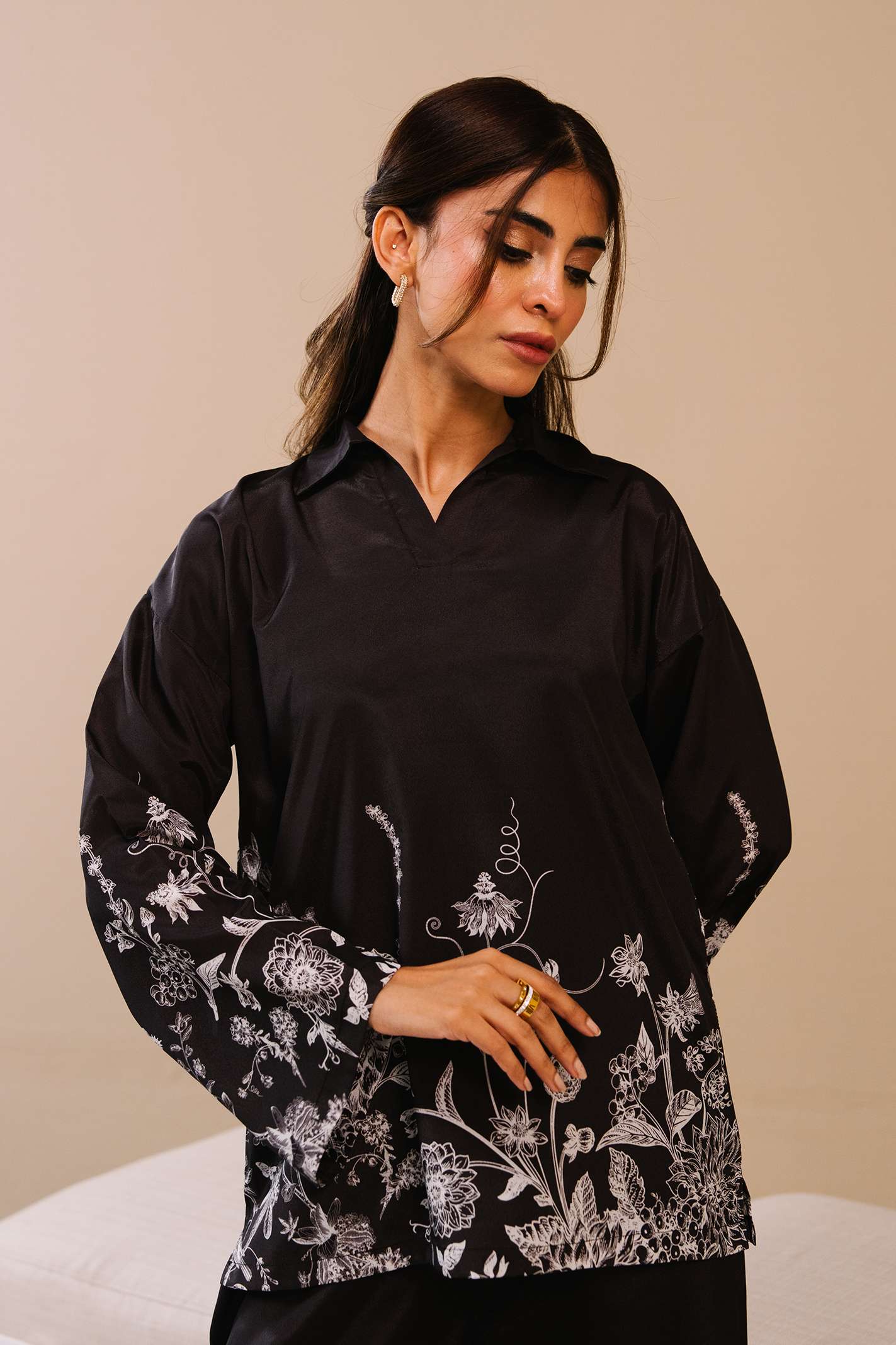Collared Printed Co-ord Set - Black Secondary image
