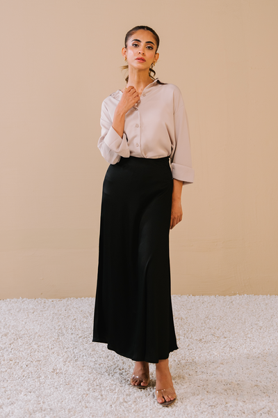 Textured Satin Skirt - Black