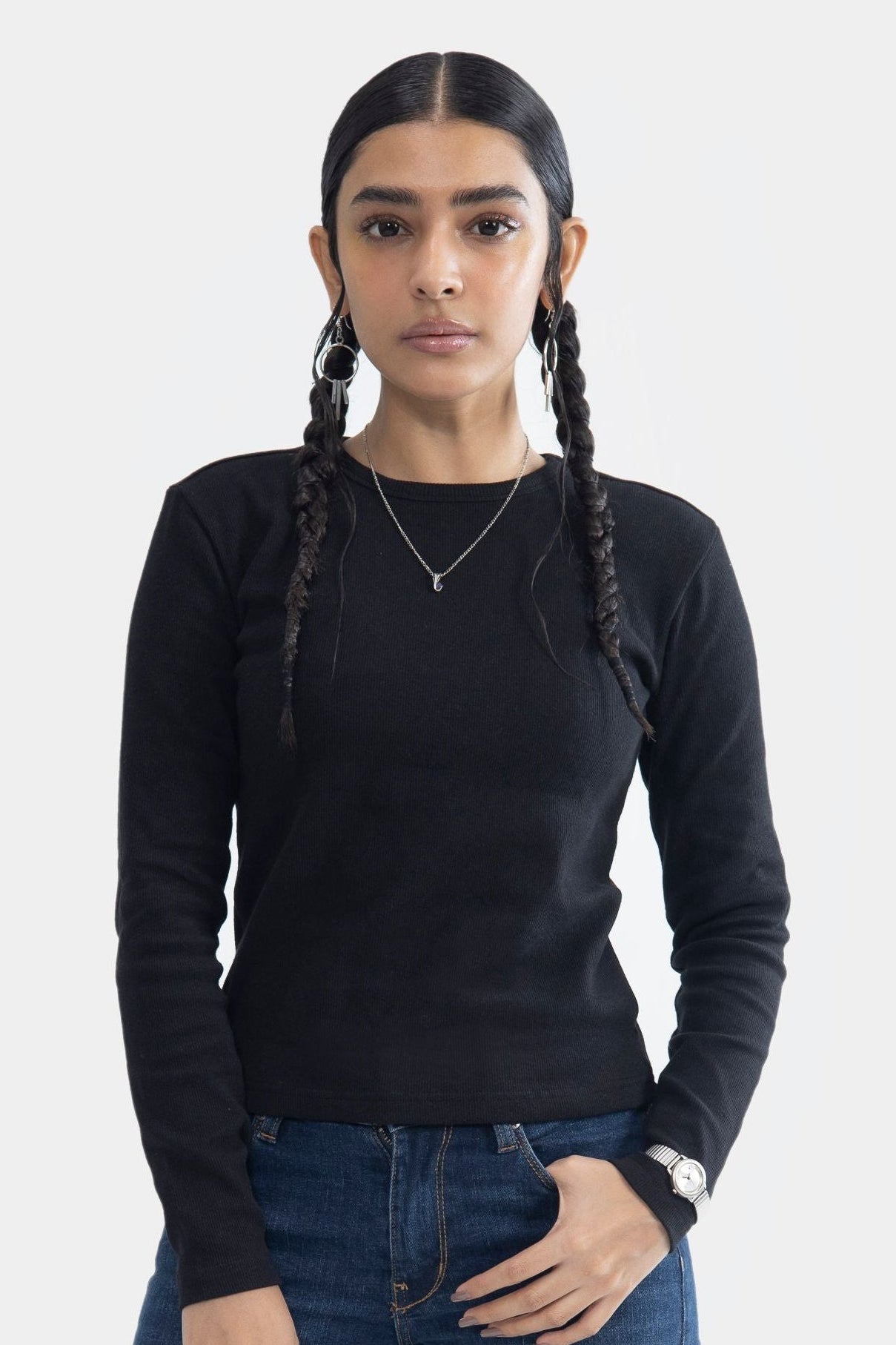 Round Neck Ribbed Top - Black Secondary image