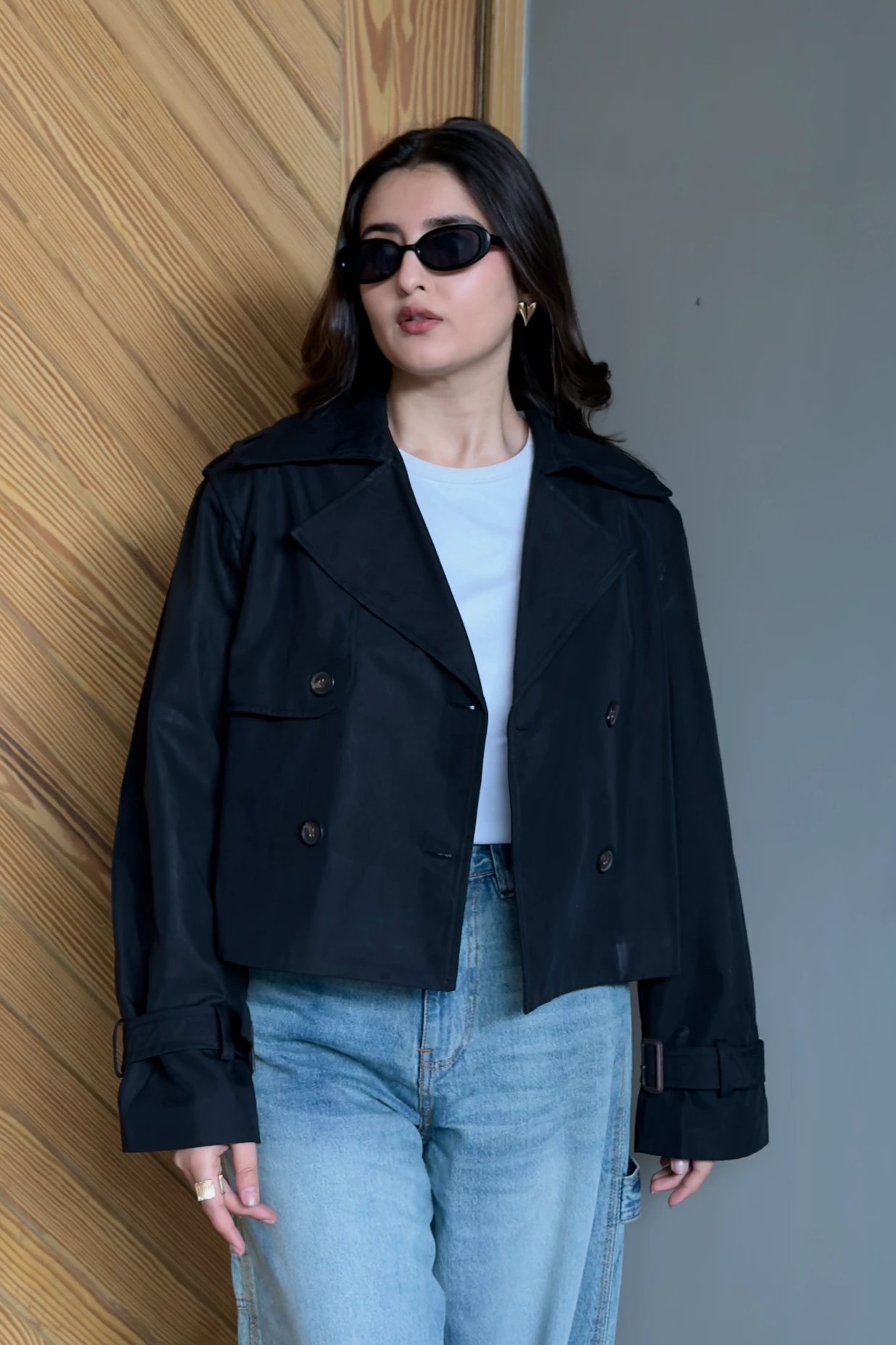 Double Breasted Cropped Trench Coat - Black Secondary image