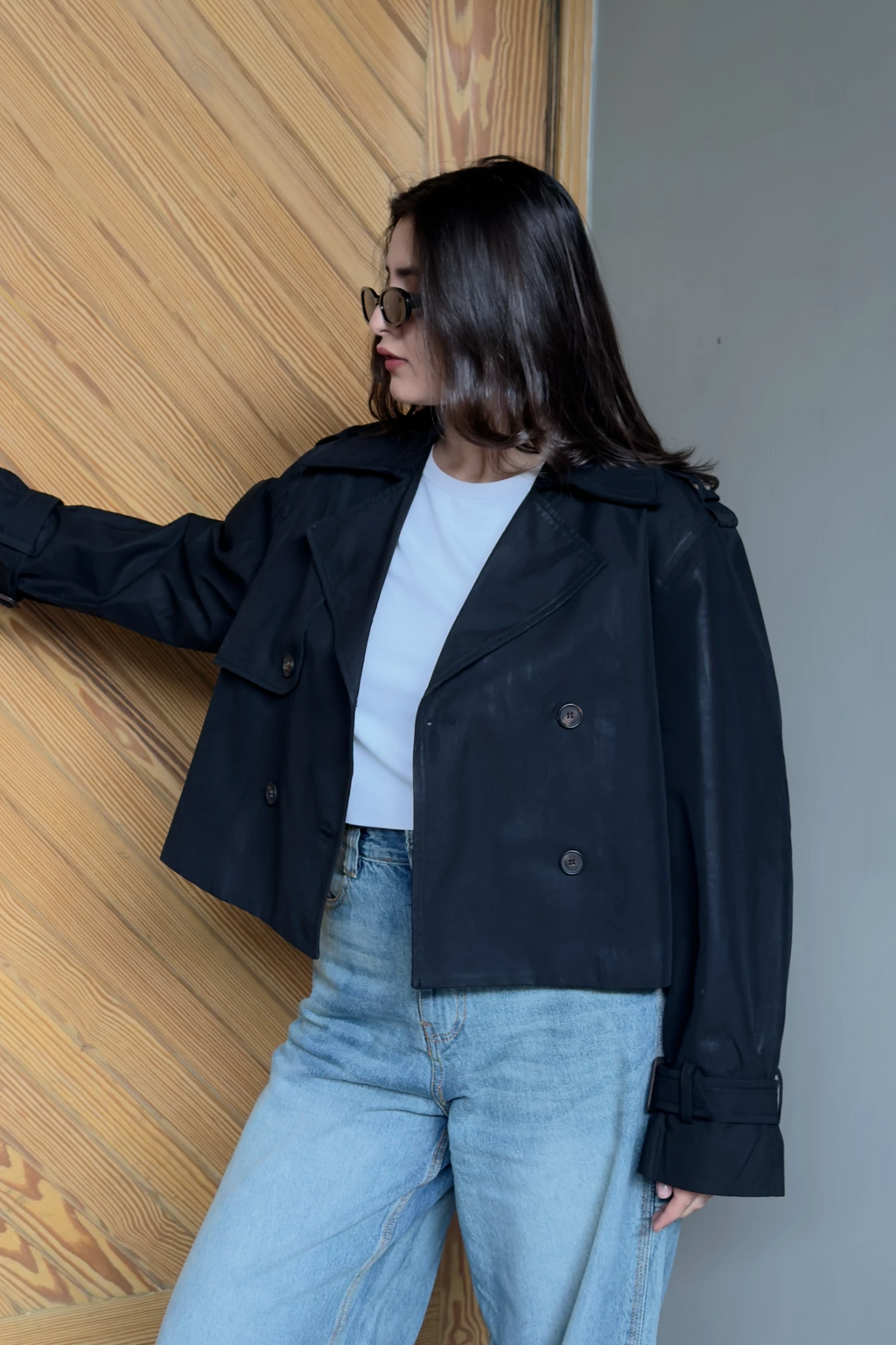 Double Breasted Cropped Trench Coat - Black