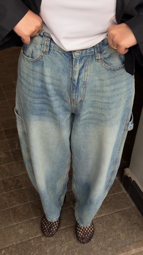 Baggy Balloon Fit Jeans