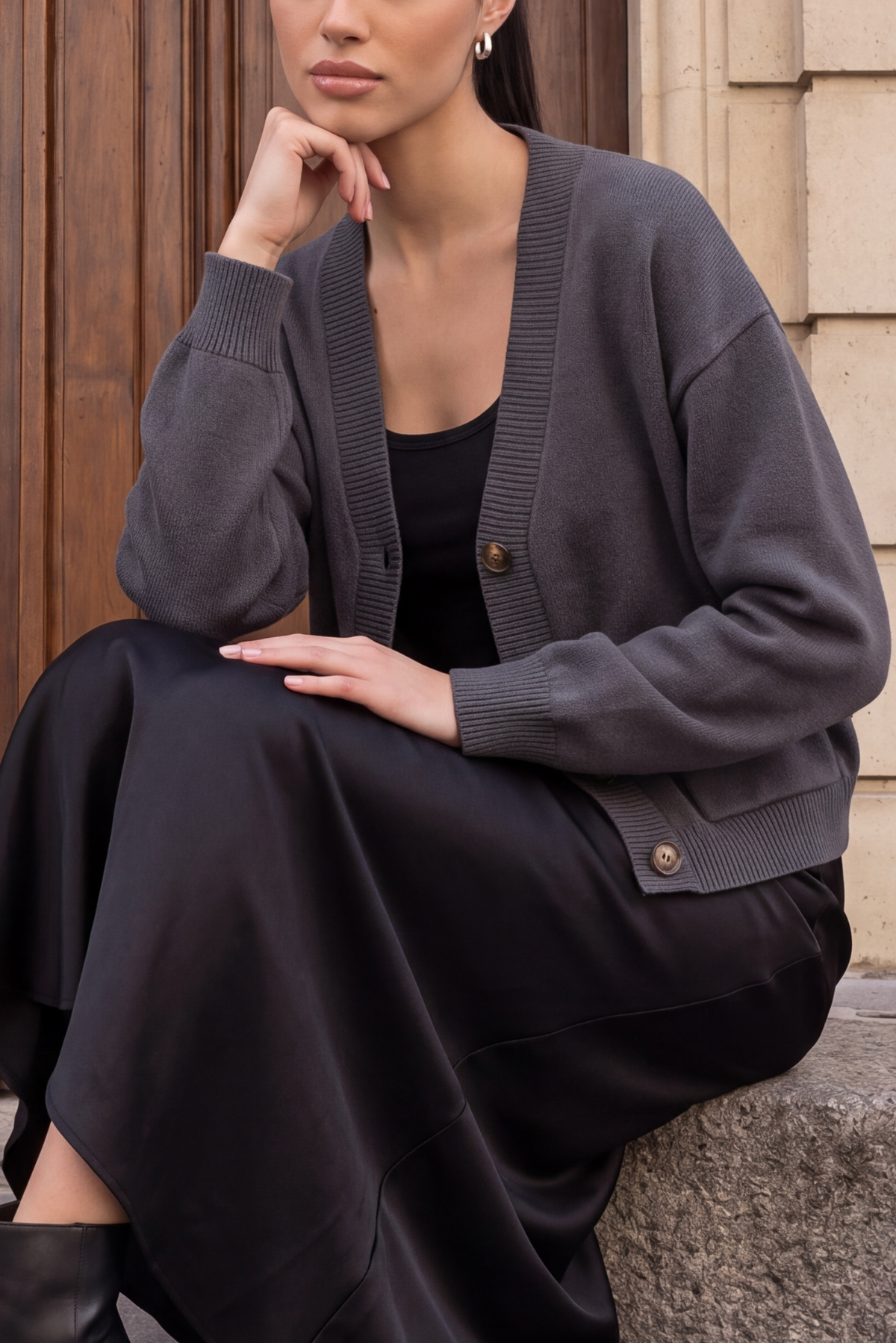 Snug-fit Wool Cardigan - Charcoal